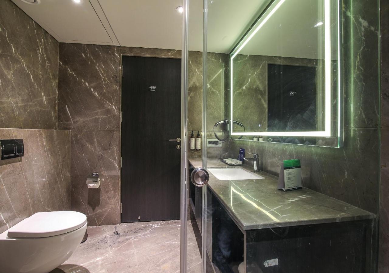Essentia Premier Hotel Pune Wakad Pimpri-Chinchwad Экстерьер фото